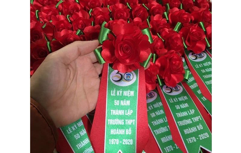 Hoa Cài Áo Đại Biểu TP.HCM – Hà Nội